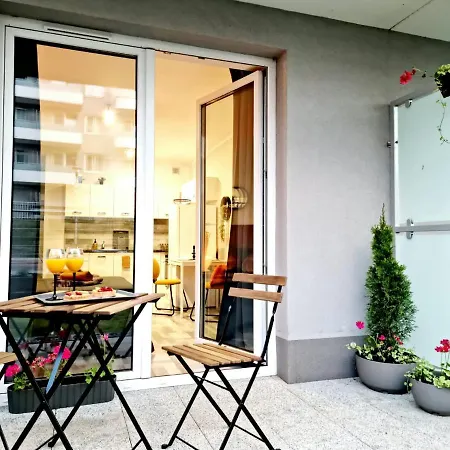 Karolina Apartaments, Karoliny Apartament 1 Center *